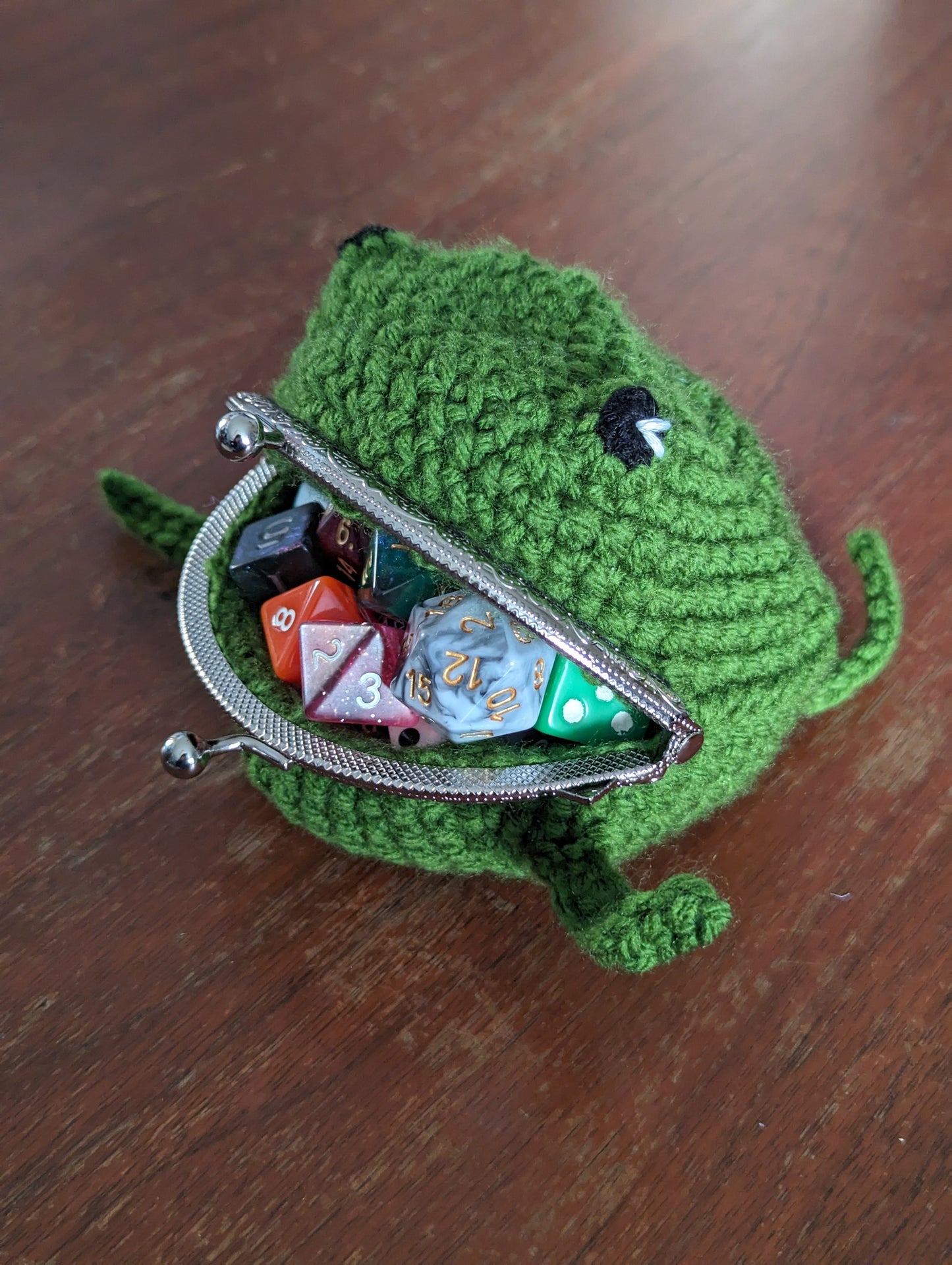 Froggy Clasp Pouch